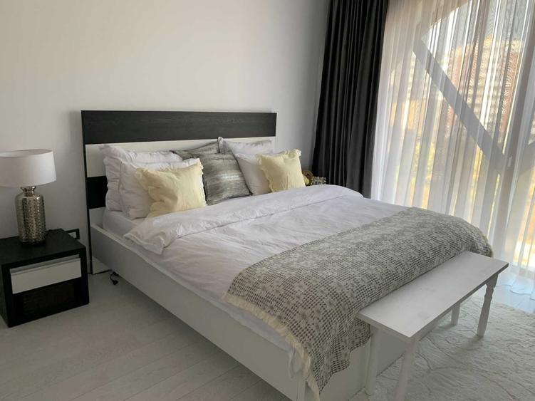Apartament cu 3 camere semidecomandat în Central
