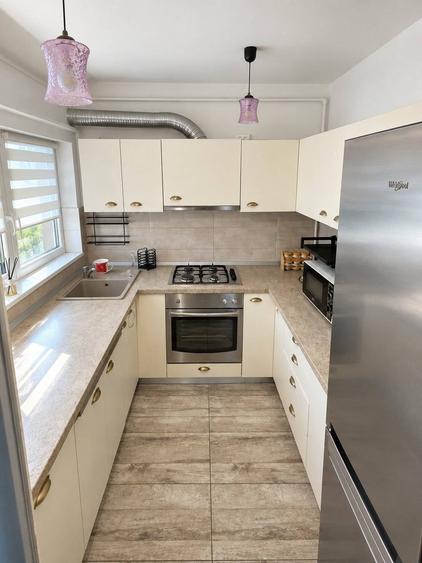 Apartament cu 3 camere în Grigorescu