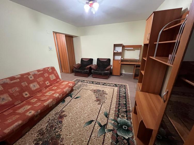 Apartament cu 2 camere, mobilat în Gară