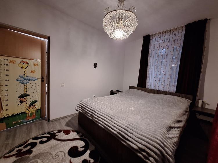 Apartament cu 3 camere semidecomandat, mobilat în Florești — fotografia 2