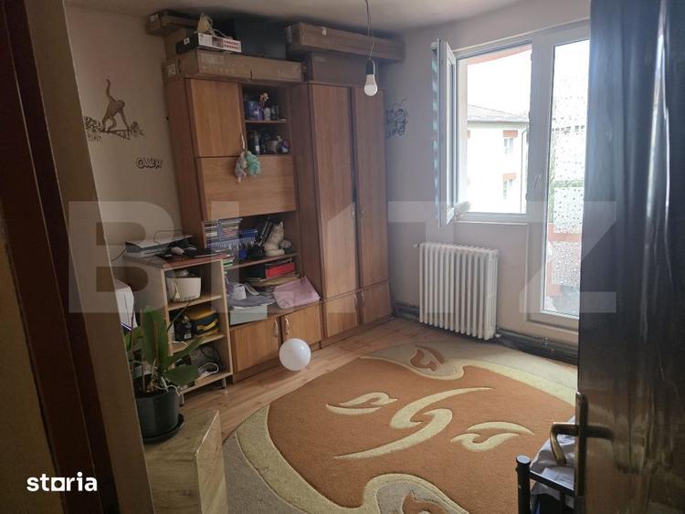 Apartament cu 3 camere decomandat în Central