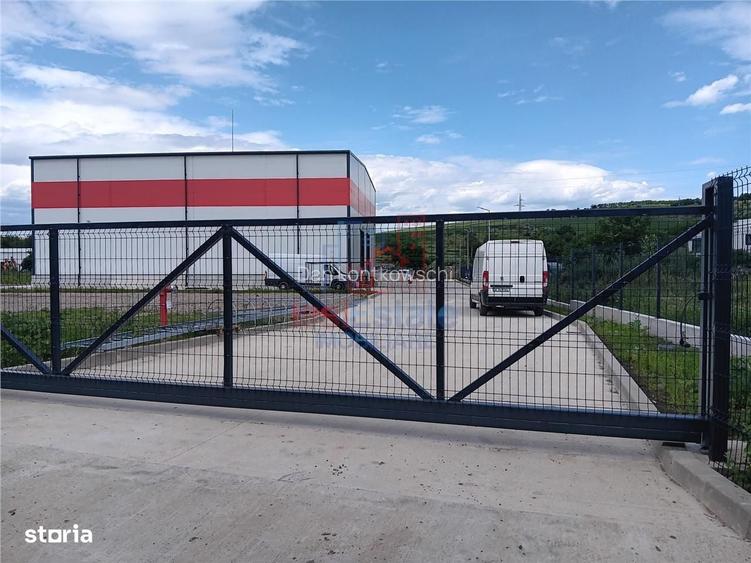 Vis a vis de METRO spatiu de birouri 108mp si teren 866mp doua cai de