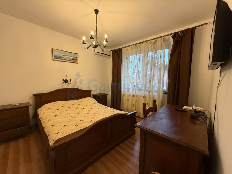 Casă individuală cu 4 camere cu Piscina în Sântandrei