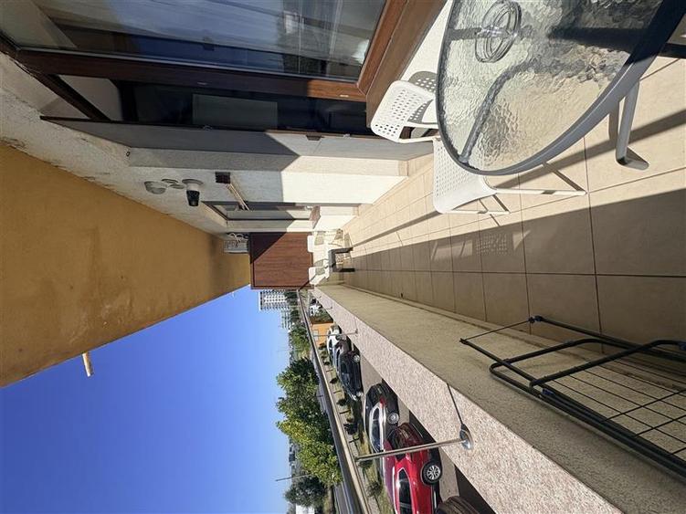 Apartament cu 2 camere decomandat, mobilat în Exterior Est