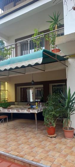 Casă cu 5 camere cu Teren 530 Mp în Central