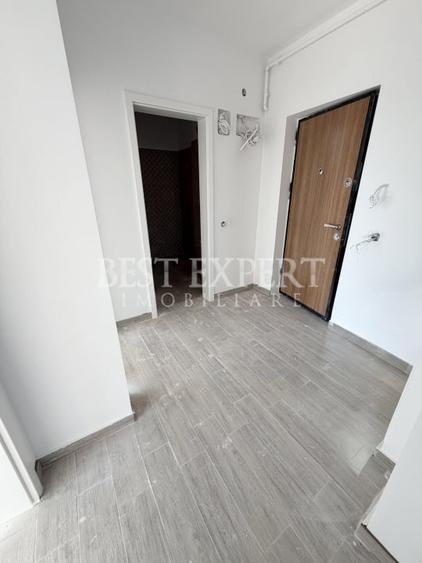 Apartament cu 3 camere semidecomandat în Theodor Pallady