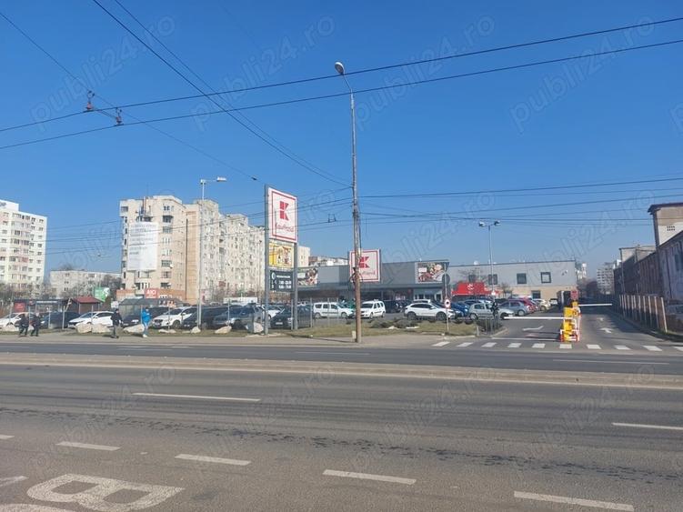 Apartament cu 3 camere decomandat în Gheorghe Lazăr