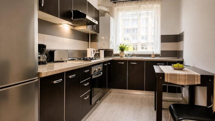 Apartament cu 2 camere decomandat în Central