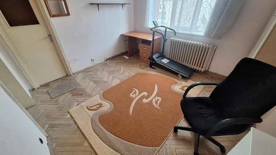 Apartament cu 2 camere decomandat în Sud