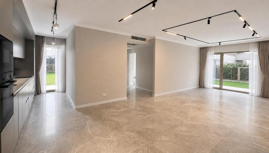 Apartament cu 3 camere semidecomandat în Băneasa