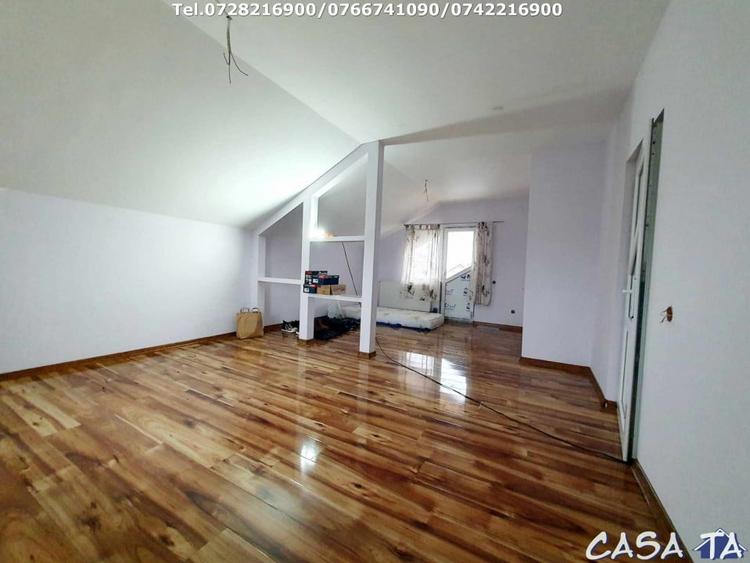 Casă individuală cu 3 camere cu Canalizare în Bălești