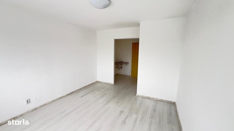 Garsoniera de vanzare Pitesti Str Depozitelor nr 31 - 2