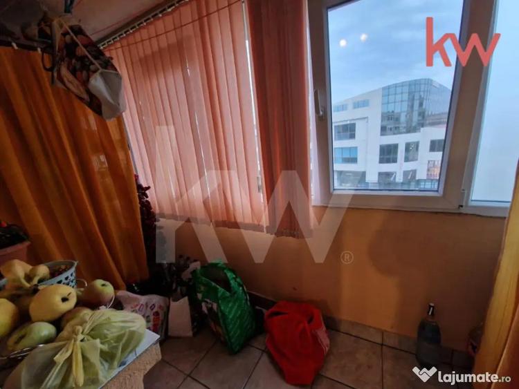Apartament cu 2 camere decomandat, mobilat în Central