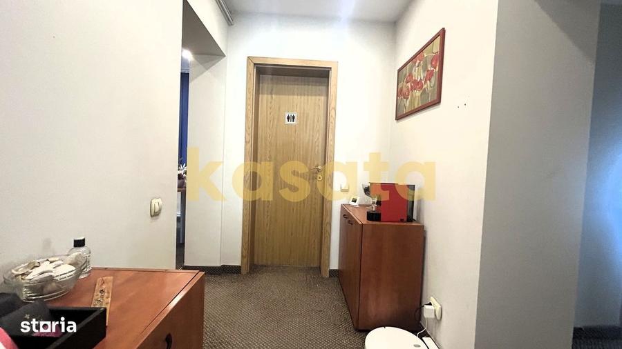 Apartament cu 3 camere, mobilat în Casin