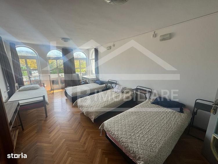 Casă cu 4 camere în Corunca
