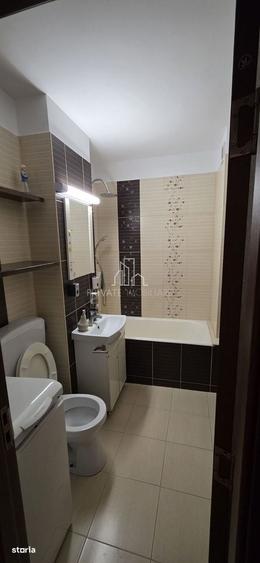 Apartament cu 3 camere decomandat în Tudor