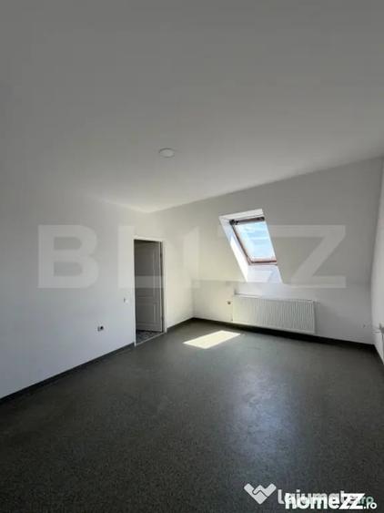Spațiu comercial, de 390 mp, în Luna