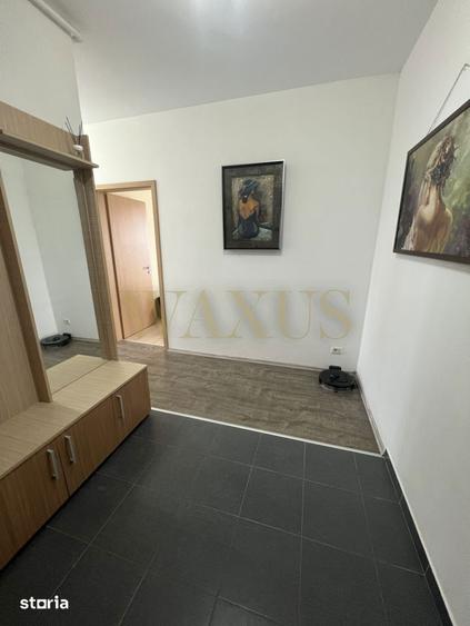 Apartament cu 3 camere, mobilat în Central