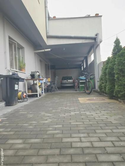 Casă cu 4 camere cu Teren 232 Mp în Central