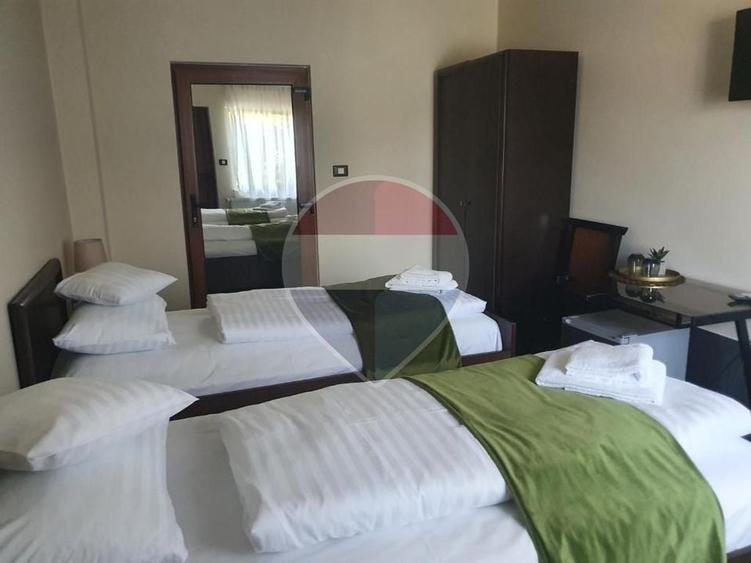 Hotel/Pensiune, de 423 mp, în Micălaca