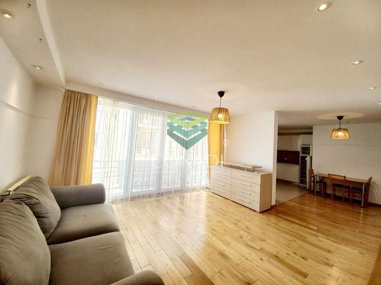 Apartament cu 3 camere semidecomandat, mobilat în Herăstrău
