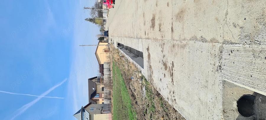 Teren de 5400 mp, în Central