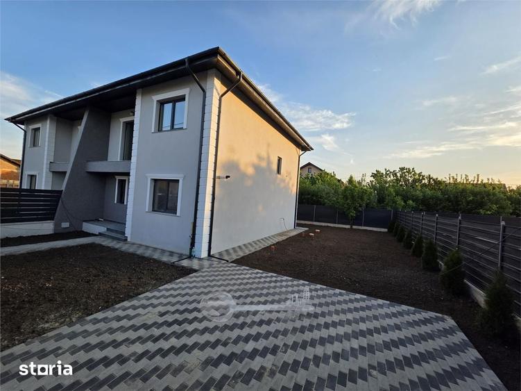 Casă cu 4 camere cu Teren 300 Mp în Miroslava