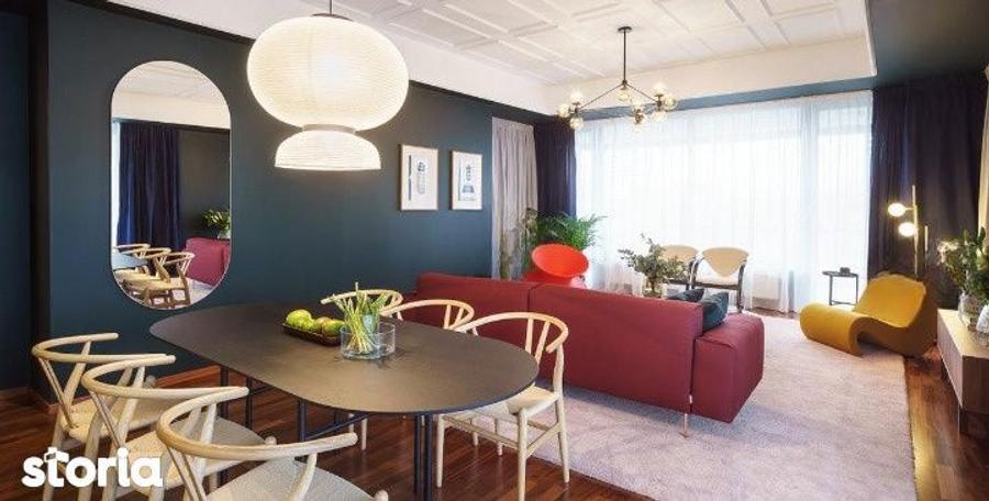 Apartament cu 4 camere decomandat, mobilat în Central