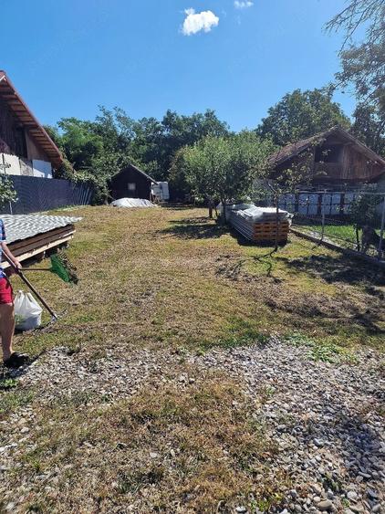Teren de 534 mp, în Brebu