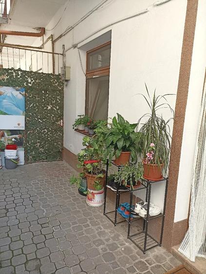 Apartament cu 2 camere semidecomandat în Ultracentral
