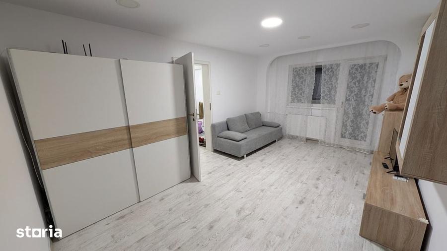 Apartament cu 3 camere în Titan