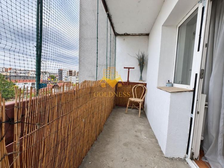 Apartament cu 3 camere decomandat, mobilat în Mărăști
