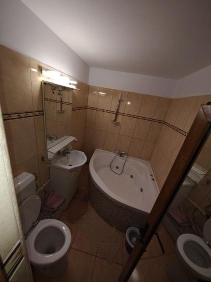 Apartament cu 2 camere decomandat, mobilat în Gara