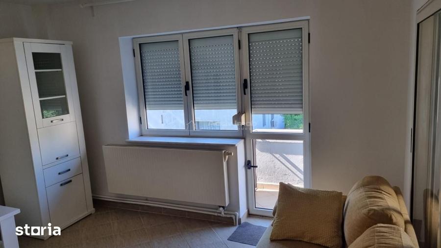 Apartament cu 2 camere decomandat în Bordei