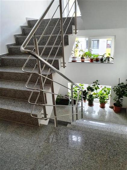 Apartament cu 2 camere decomandat, mobilat în Avantgarden