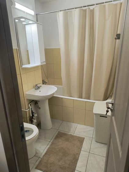 Apartament cu 2 camere decomandat în Sebastian