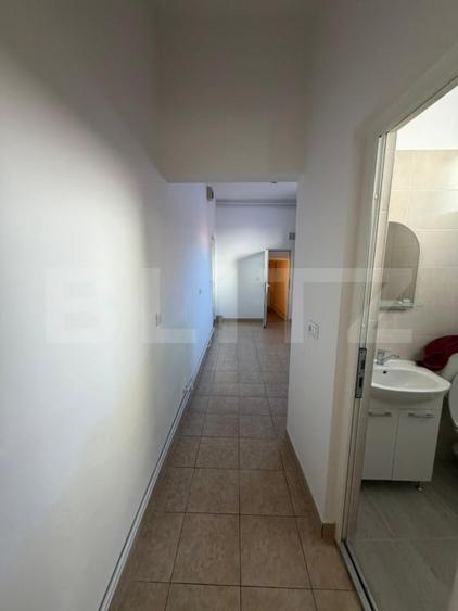 Spațiu comercial, de 40 mp, în Semicentral