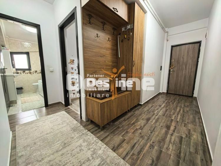 Apartament cu 2 camere decomandat în Valea Adâncă