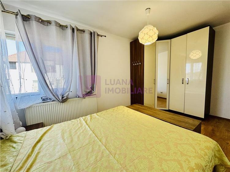 Apartament cu 3 camere decomandat, mobilat în Central