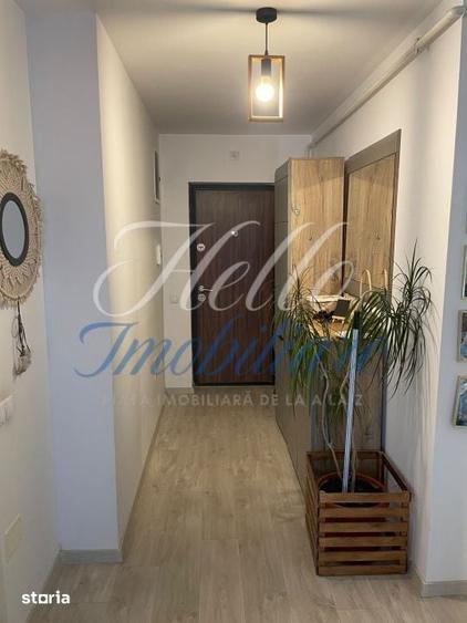 Apartament cu 3 camere semidecomandat în Dâmbul Rotund
