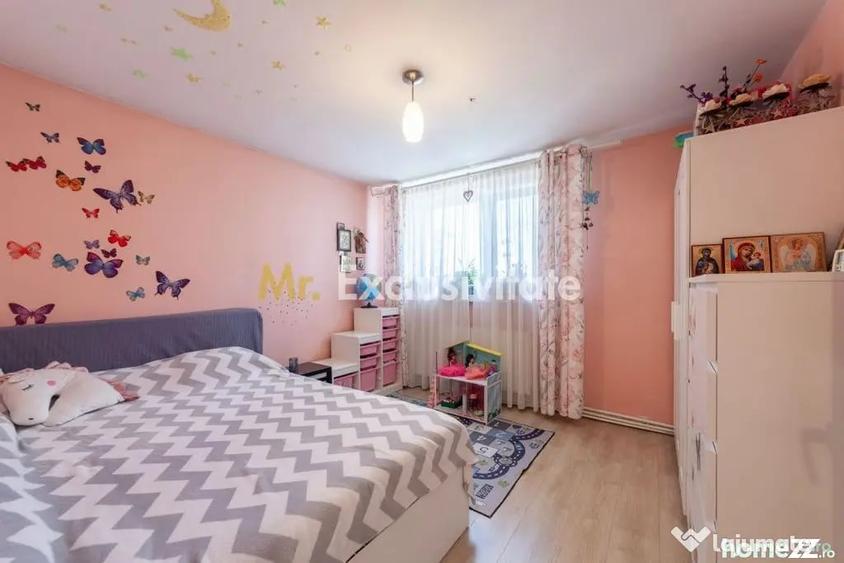 Apartament cu 3 camere semidecomandat în Central