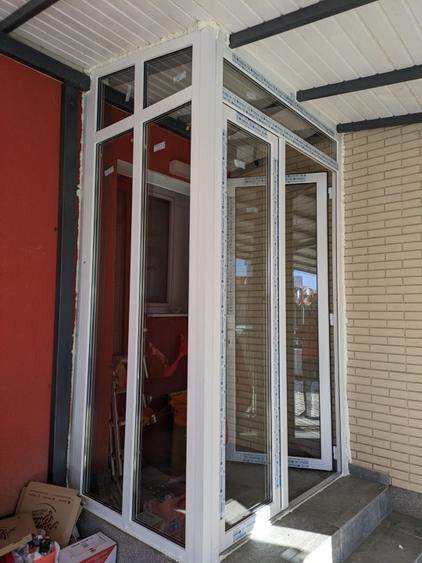 Duplex cu 5 camere cu Canalizare în Central