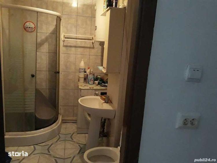 Garsonieră decomandată în Central