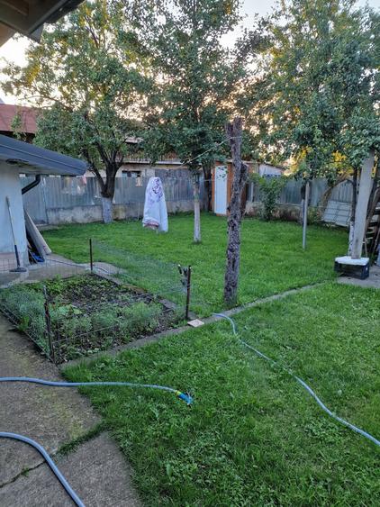 Casă cu 4 camere în Brebu