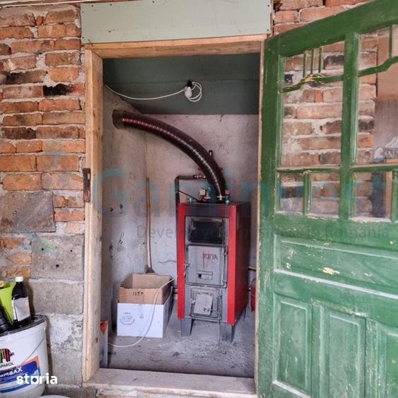 Casă cu 5 camere cu Teren 1611 Mp în Răbăgani