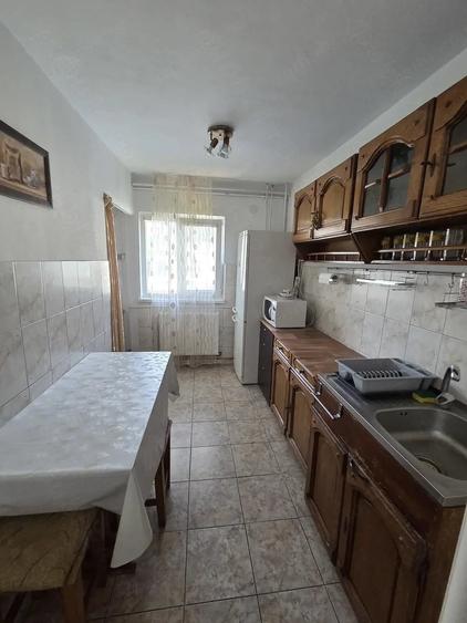 Apartament 2 Camere Centrala Proprie Zona Spitalul Judetean Girocului - 2