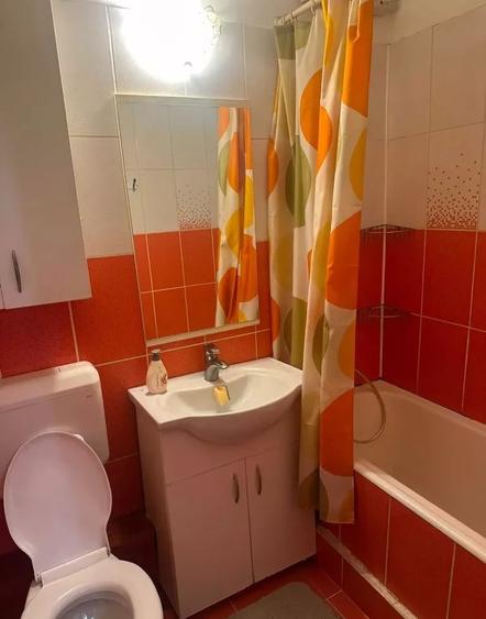 Apartament cu 2 camere semidecomandat, mobilat în Dristor