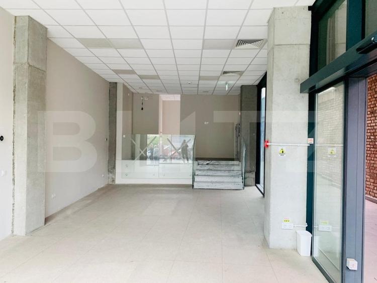 Spațiu comercial, de 67 mp, în Ultracentral