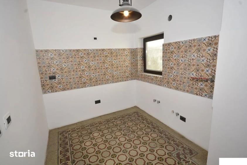 Casă cu 6 camere cu Teren 200 Mp în Dorobanți