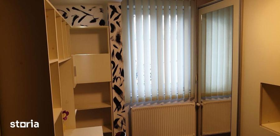 Vand apartament cu 4 camere etaj2/4 - 4